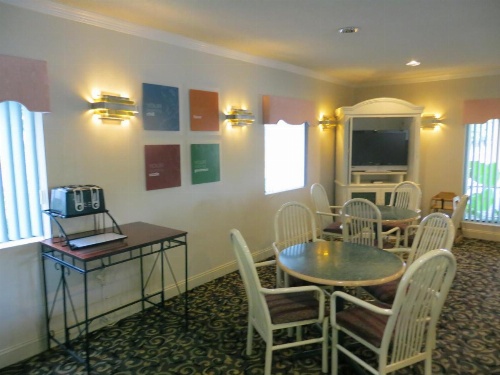 Fairview Inn & Suites Mobile image 14