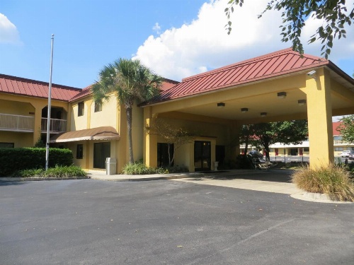 Fairview Inn & Suites Mobile image 24